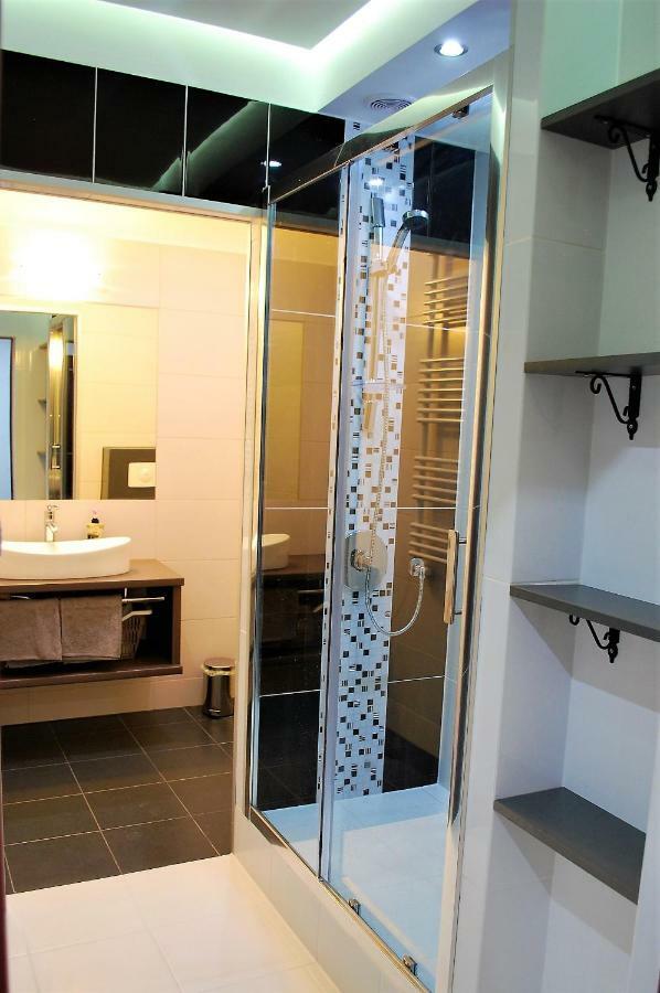 Lux Apartment Center Breslavia Exterior foto